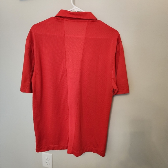 Like New, Men's Nike Golf Polo - Size Small - Picture 2 of 6